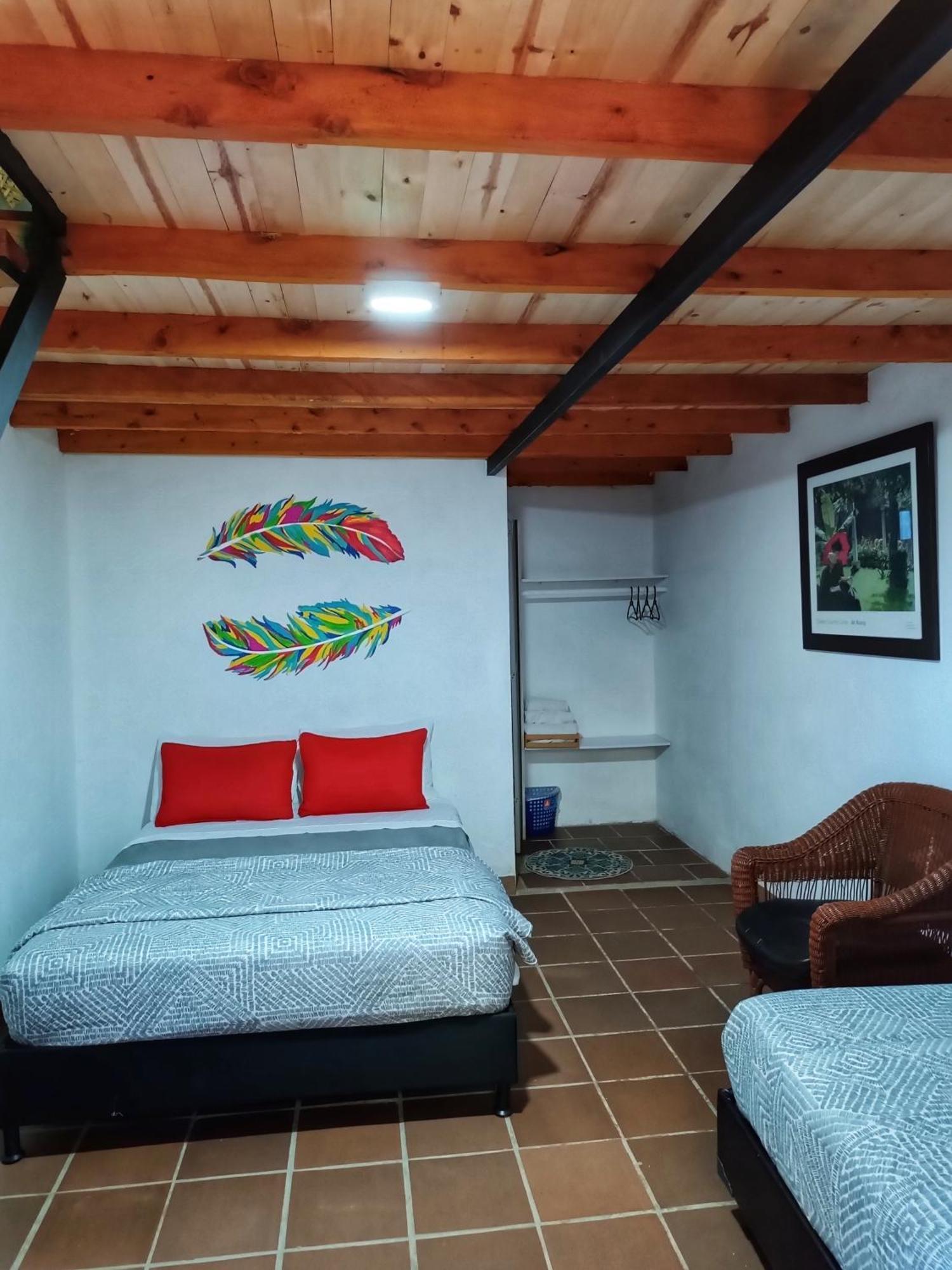 Hotel Marrokos Aeropuerto Jose Maria Cordova グアルネ エクステリア 写真