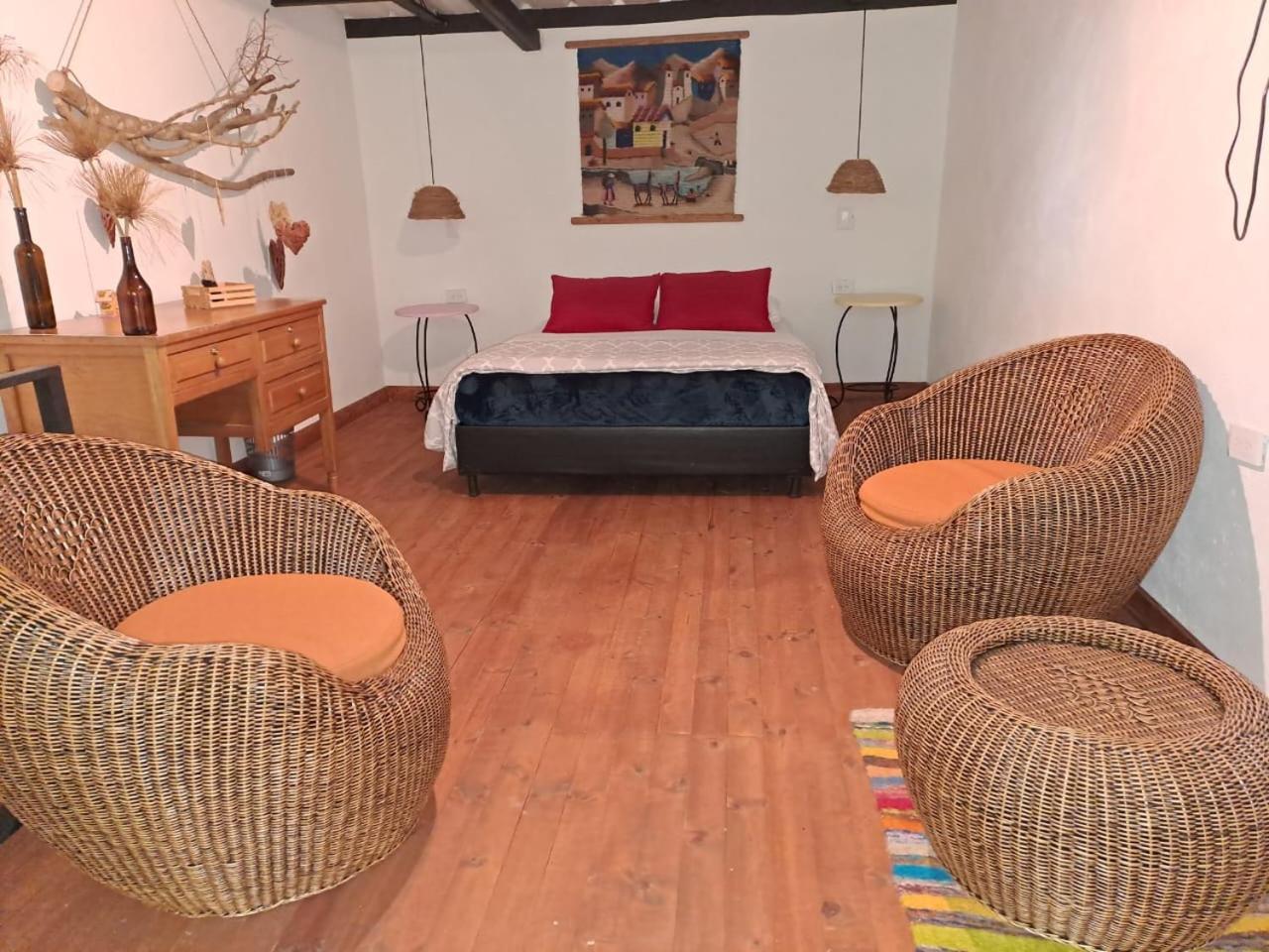 Hotel Marrokos Aeropuerto Jose Maria Cordova グアルネ エクステリア 写真